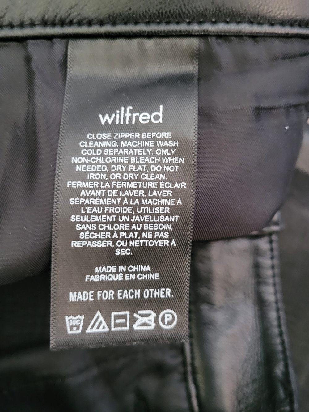 🎈Sale🎈WILFRED Aritzia Black Straight-Leg Faux-Leather Pants SZ 12 - Picture 12 of 12